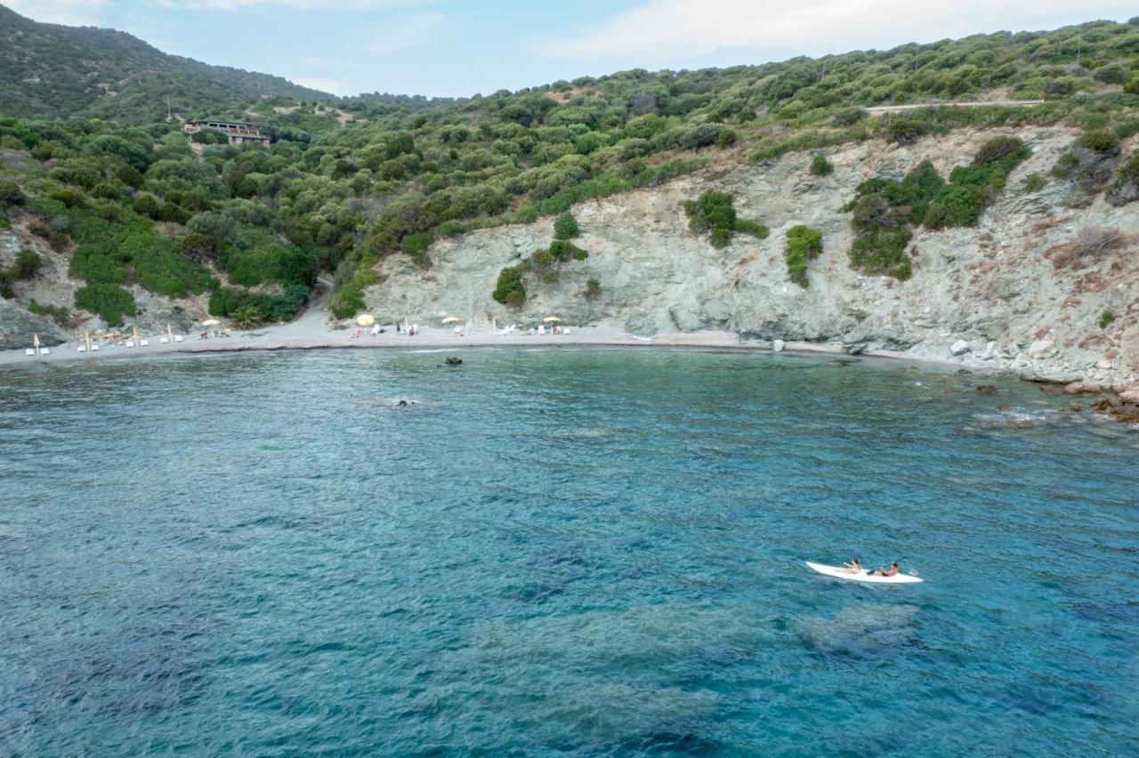 Eco Village Baia Delle Ginestre Teulada Dış mekan fotoğraf